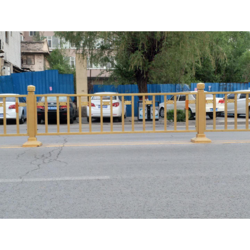 陕西榆林市道路护栏京式护栏市政护栏道路隔离护栏黄金护栏