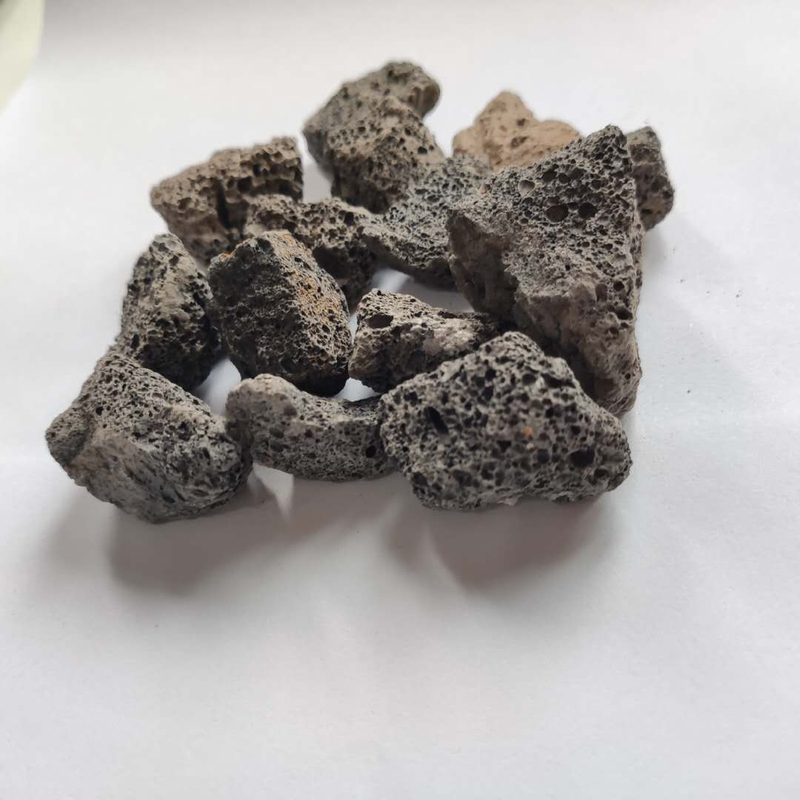 黑色颗粒3-5cm水处理用火山岩 去除氨氮用火山岩滤料
