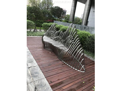塑景承制不锈钢座椅雕塑 步行街抽象椅子雕塑