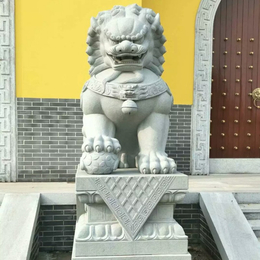 鄂州青石石狮子
