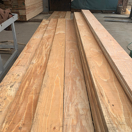 辐射松原木板材加工厂-顺莆木材(在线咨询)-辐射松原木板材