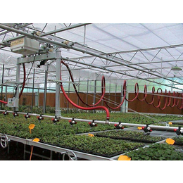 德州温室大棚种植育苗智能自动喷灌机的使用