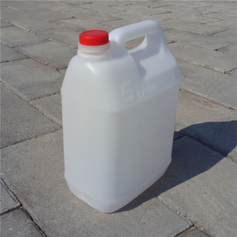 供应山东新佳5升塑料桶5公斤塑料桶5l化工桶生产厂家