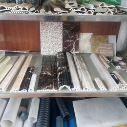  PVC装饰板挤出机 石塑装饰板生产线 中瑞塑机
