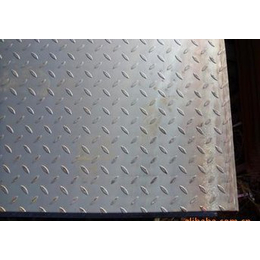 苏州无锡钢材花纹板A3花纹钢板防滑铁板批发