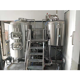 生产精酿啤酒的设备多少钱 500升小型啤酒设备酿酒设备