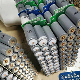 青岛回收废旧锂电池-鸿富锡业-回收废旧锂电池