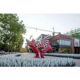 黄石大型冲孔钢板双马雕塑 步行街景观飞马动物制作
