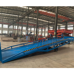 叉车移动式卸货平台定制-金力机械*-泸州移动式卸货平台