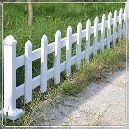 草坪护栏现货-一帆金属(在线咨询)-草坪护栏