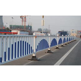 厂家定制市政护栏 道路隔离护栏 新京式道路护栏