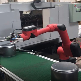 工业码垛机器人发展现状-机器人发展现状-龙恩焊接机器人