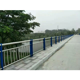 黄冈桥梁防撞护栏-山东航拓桥梁护栏(图)
