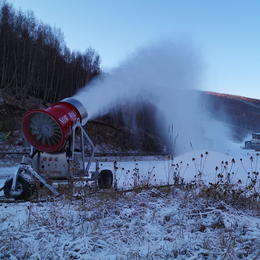 国产造雪机厂家报价人工造雪机价格多少钱