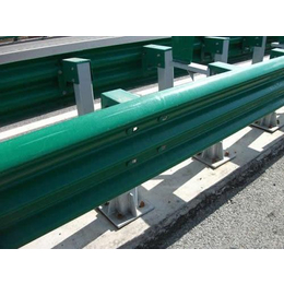 高速公路护栏板加工厂-烟台高速公路护栏板-通程护栏板销售