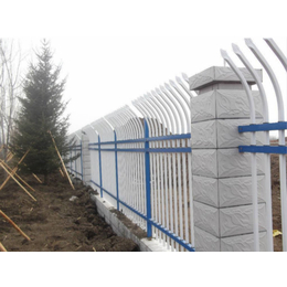 乌海围墙护栏-镀锌钢管护栏-围墙护栏生产厂家