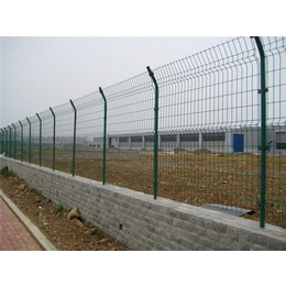 迁安护栏网-超兴铁丝防护网-绿色绿化带护栏网