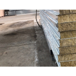 岩棉复合板多少钱-中恒钢结构(在线咨询)-晋城岩棉复合板