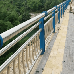 河南郑州防撞桥梁护栏 不锈钢景观桥梁护栏生产安装