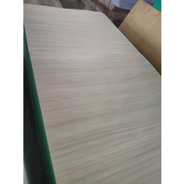 横丝横贴科技木皮实木板材集成材贴面缩略图