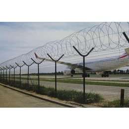 广东深圳机场护栏网刺绳防护网厂房护栏围网高速路天桥栅栏