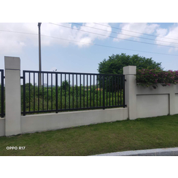 珠海服务区围墙防护栏杆生产厂家 中山工厂铁艺围栏款式定做