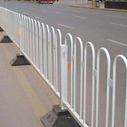 广州路中间隔离带护栏 道路锌钢防护栏杆 人行道围栏