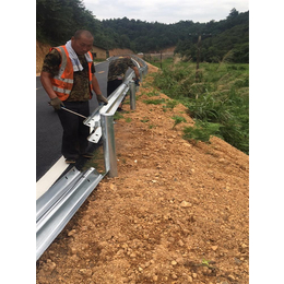 镀锌高速公路护栏板施工-陆路通网业厂家-岳阳高速公路护栏板