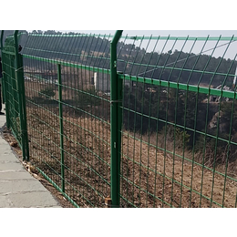 超兴铁丝防护网(图)-绿色养殖场护栏网-甘孜州护栏网