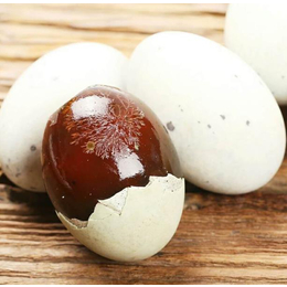制作皮蛋-九江皮蛋-凯旋蛋品生产松花蛋