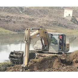 湖北和平挖掘机-北京水上大型挖掘机出租